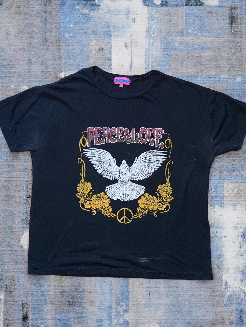 Edikted Womens Graphic Tee Size L Boxy Cropped Black Cotton Peace Love Dove Grap